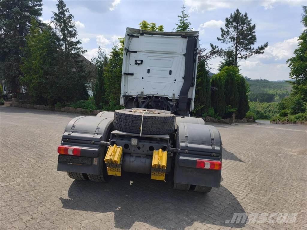 Mercedes-Benz 2653 其他货车