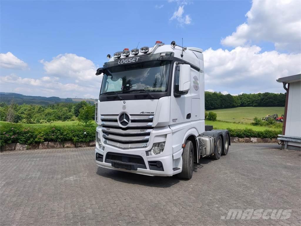 Mercedes-Benz 2653 其他货车