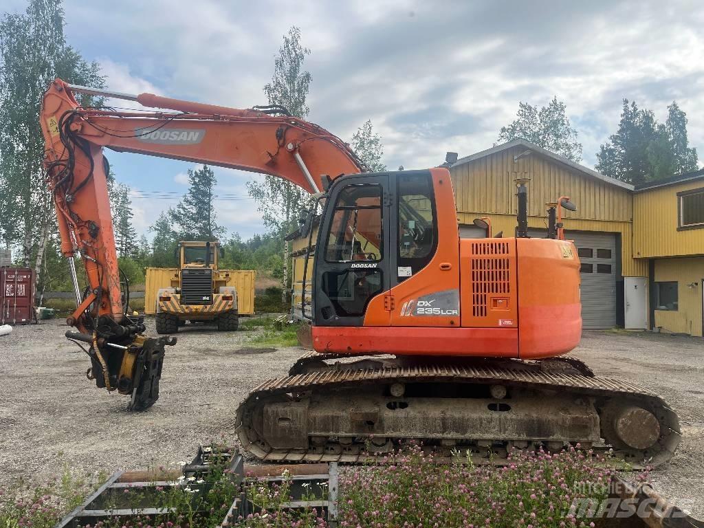 Doosan DX 235 LCR 履带挖掘机