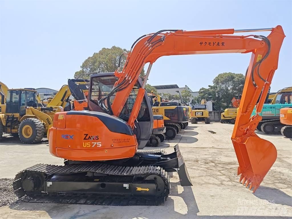 Hitachi ZX 75 履带挖掘机