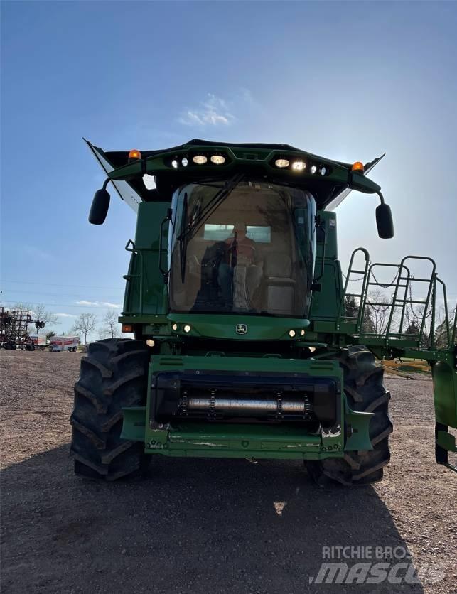 John Deere S 680 联合收割机