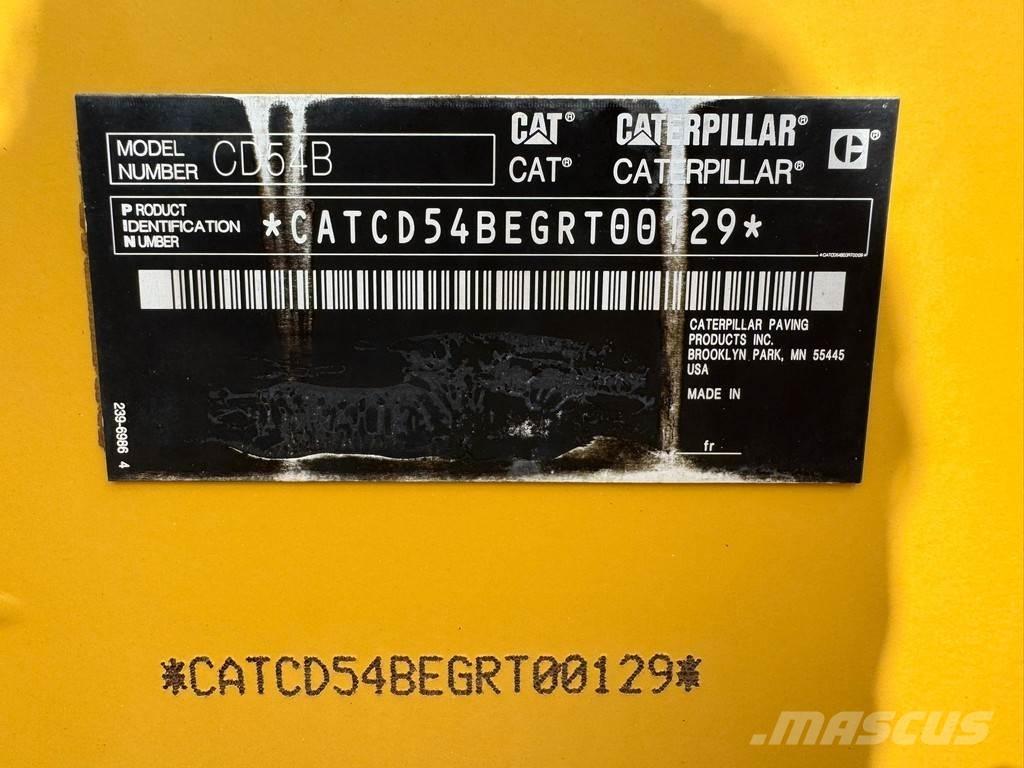 CAT CD54B 双轮压路机