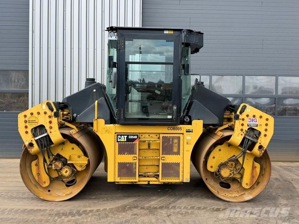 CAT CD54B 双轮压路机