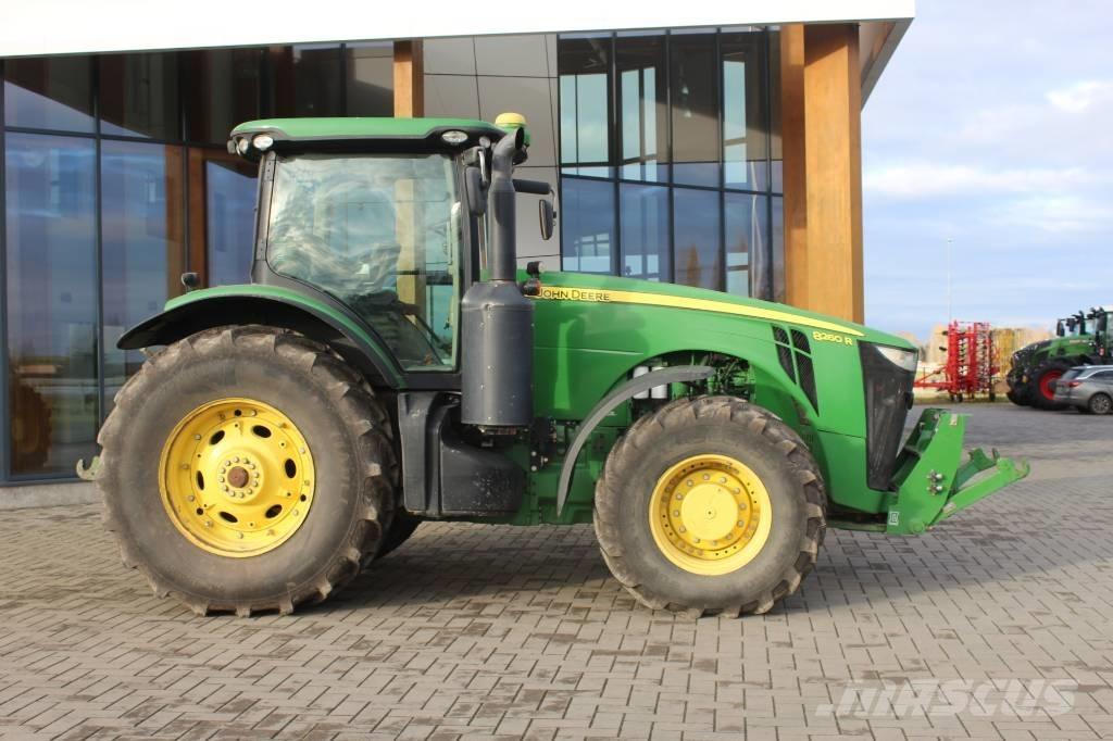 John Deere 8260 R 拖拉机/农用车