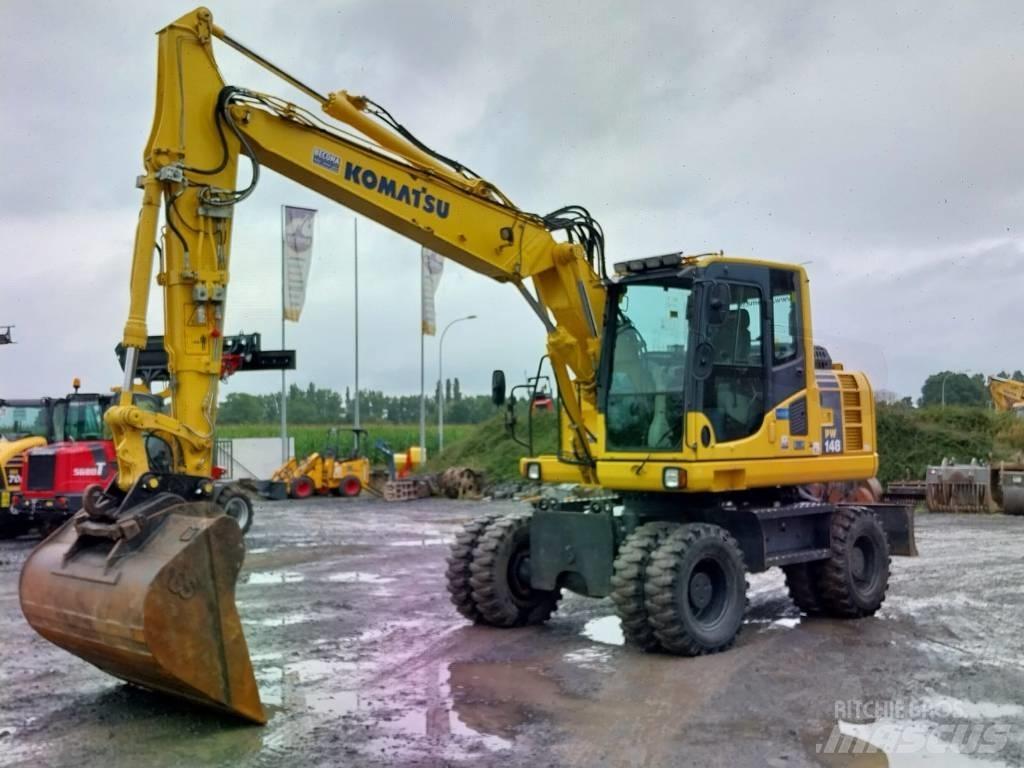 Komatsu PW148-8 轮式挖掘机