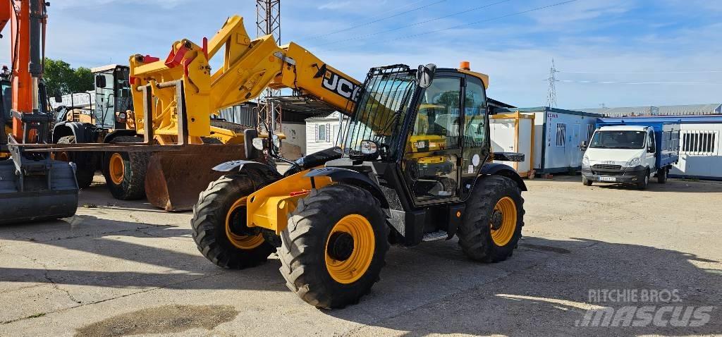 JCB 531-70 伸缩臂叉装车|叉装车