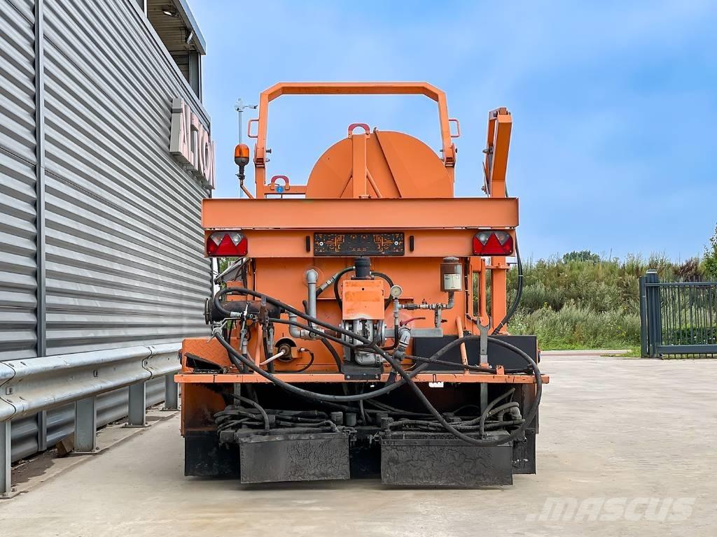  GRÜN BSM 1200-4R 沥青喷洒机