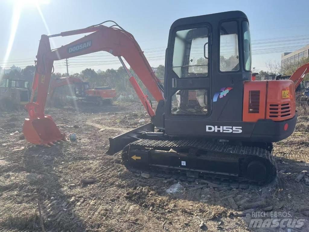 Doosan DH 55 小型挖掘机