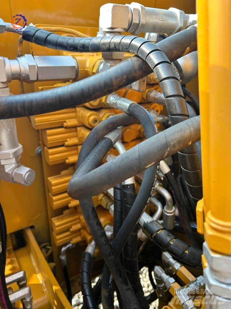CAT 307 E2 小型挖掘机