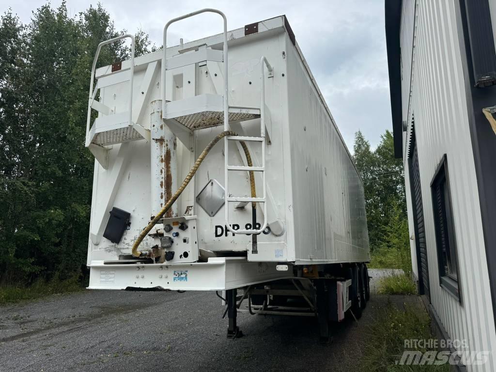 Benalu Perävaunu 自卸半挂车