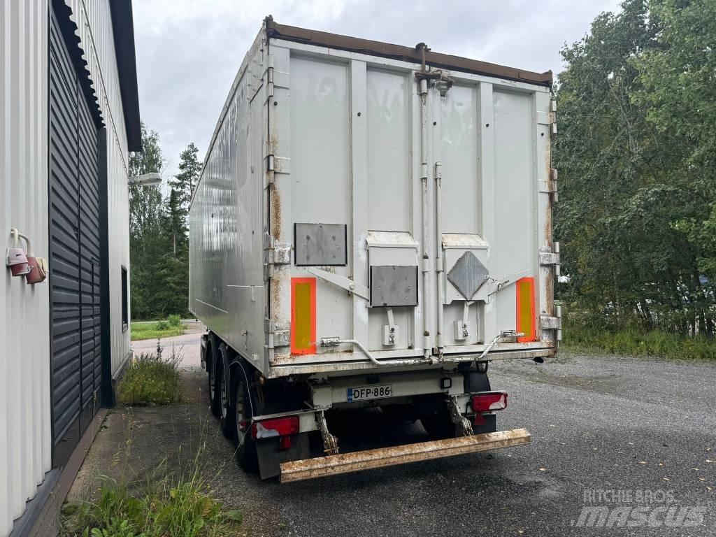 Benalu Perävaunu 自卸半挂车