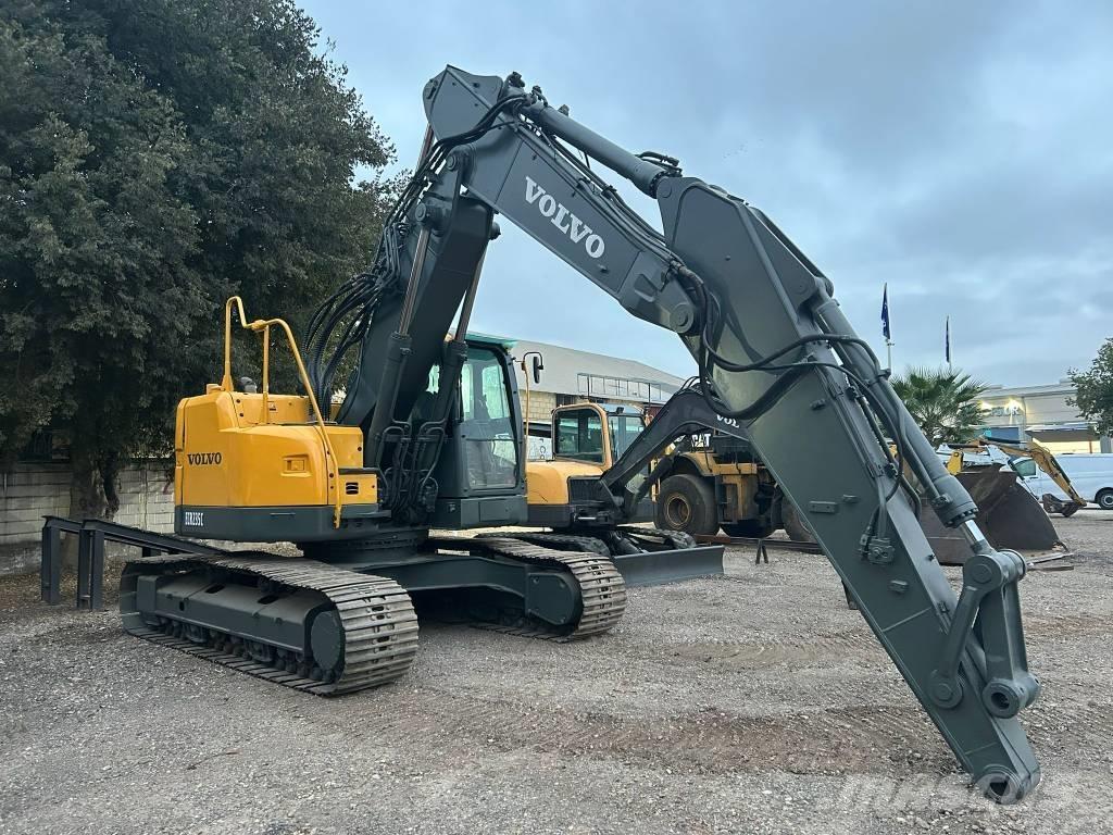 Volvo ECR 235 履带挖掘机