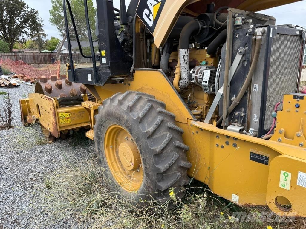 CAT CP 44 单轮压路机