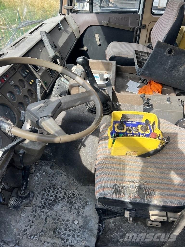 Iveco 330-36 H 混凝土输送泵|布料机