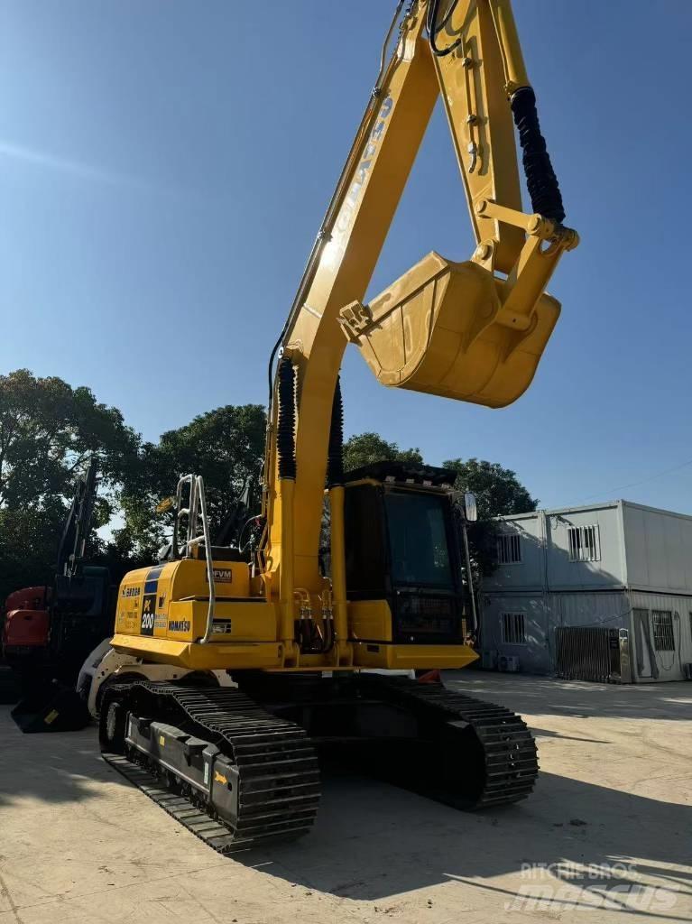 Komatsu PC 200-8 履带挖掘机
