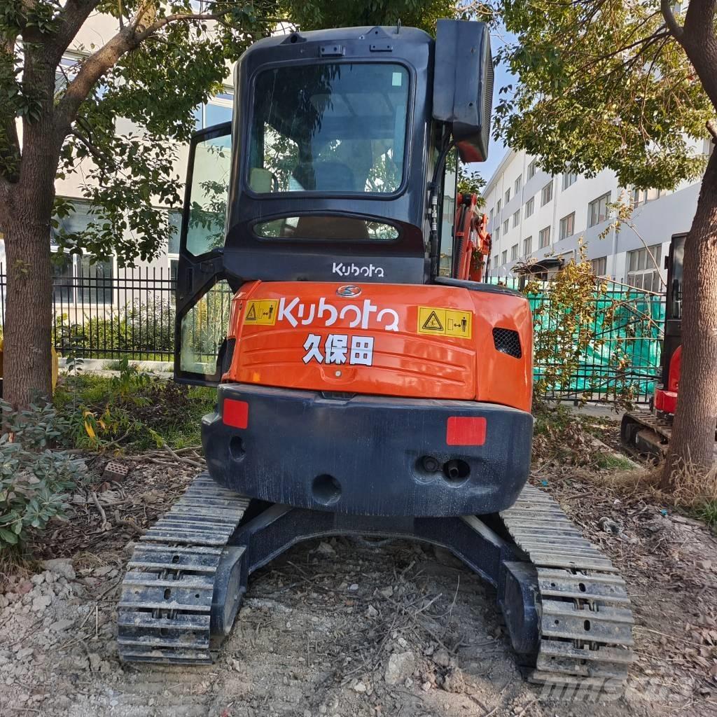 Kubota U 35 小型挖掘机