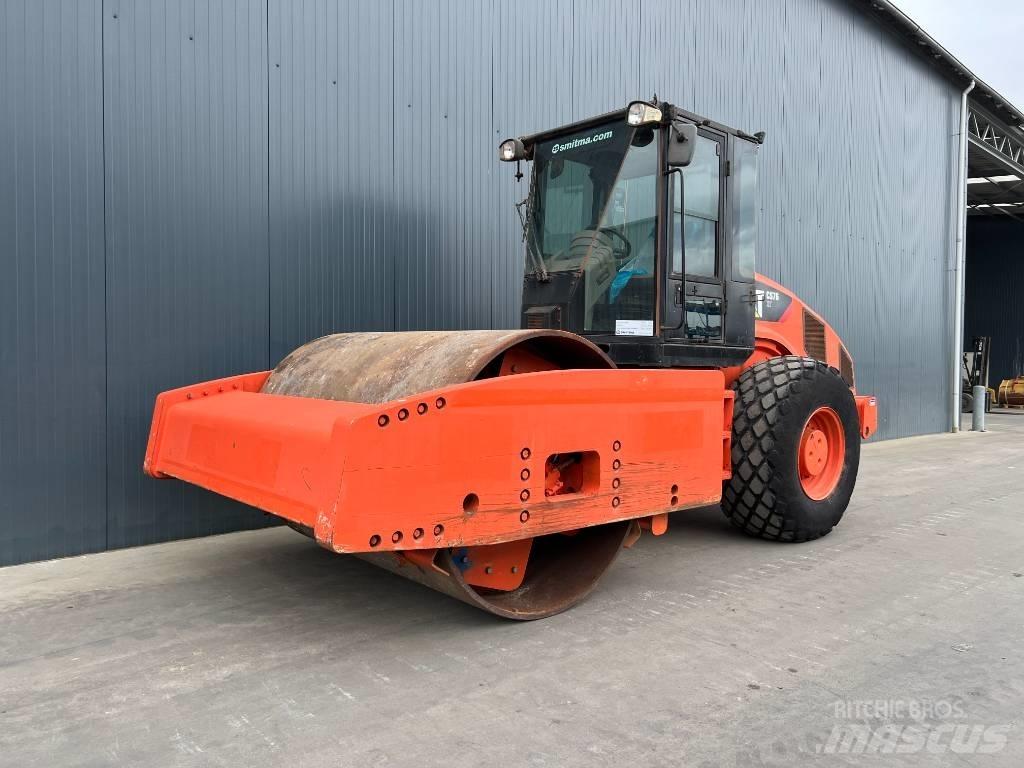 CAT CS76 XT 单轮压路机