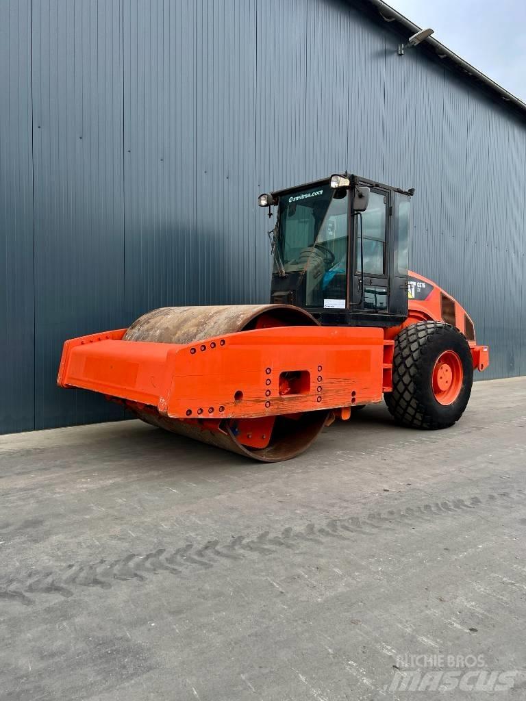 CAT CS76 XT 单轮压路机