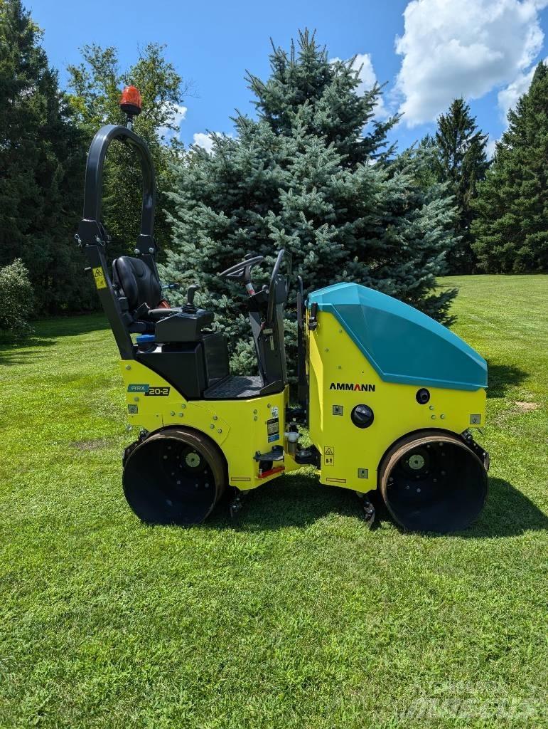 Ammann ARX20-2 双轮压路机