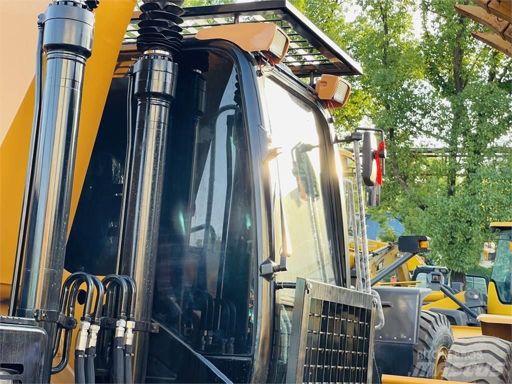 CAT 320d2l 履带挖掘机