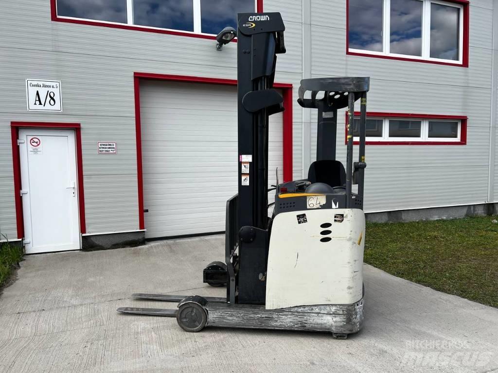 Crown ESR 5000 前移式叉车