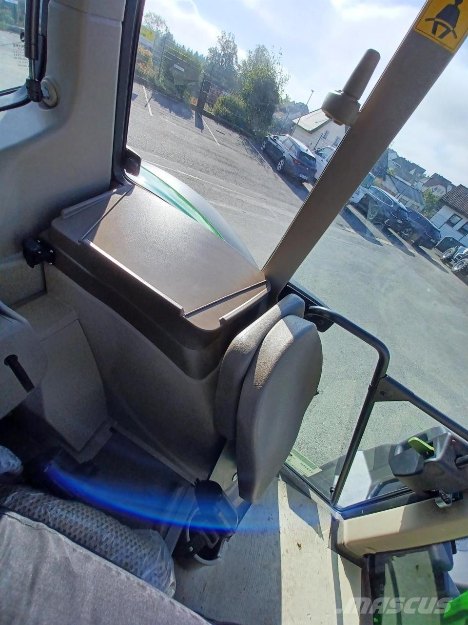 John Deere 6110M 拖拉机/农用车