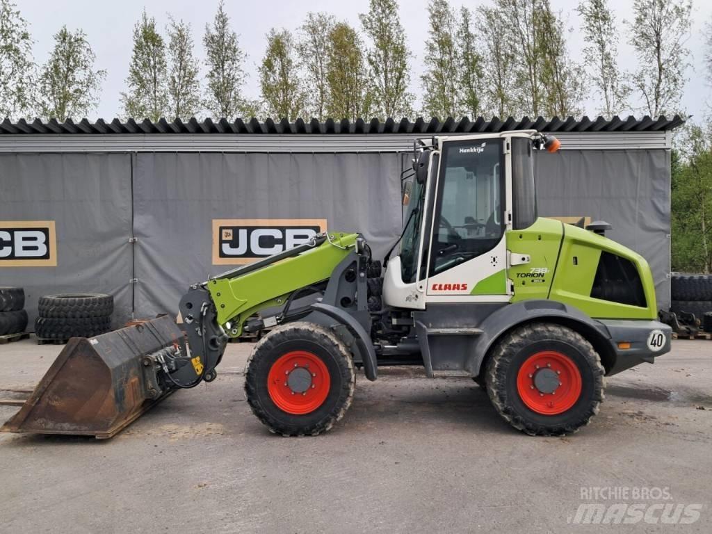 CLAAS 738T 伸缩轮式装载机