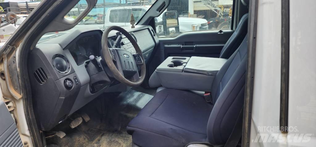 Ford F 450 XL SD 皮卡车