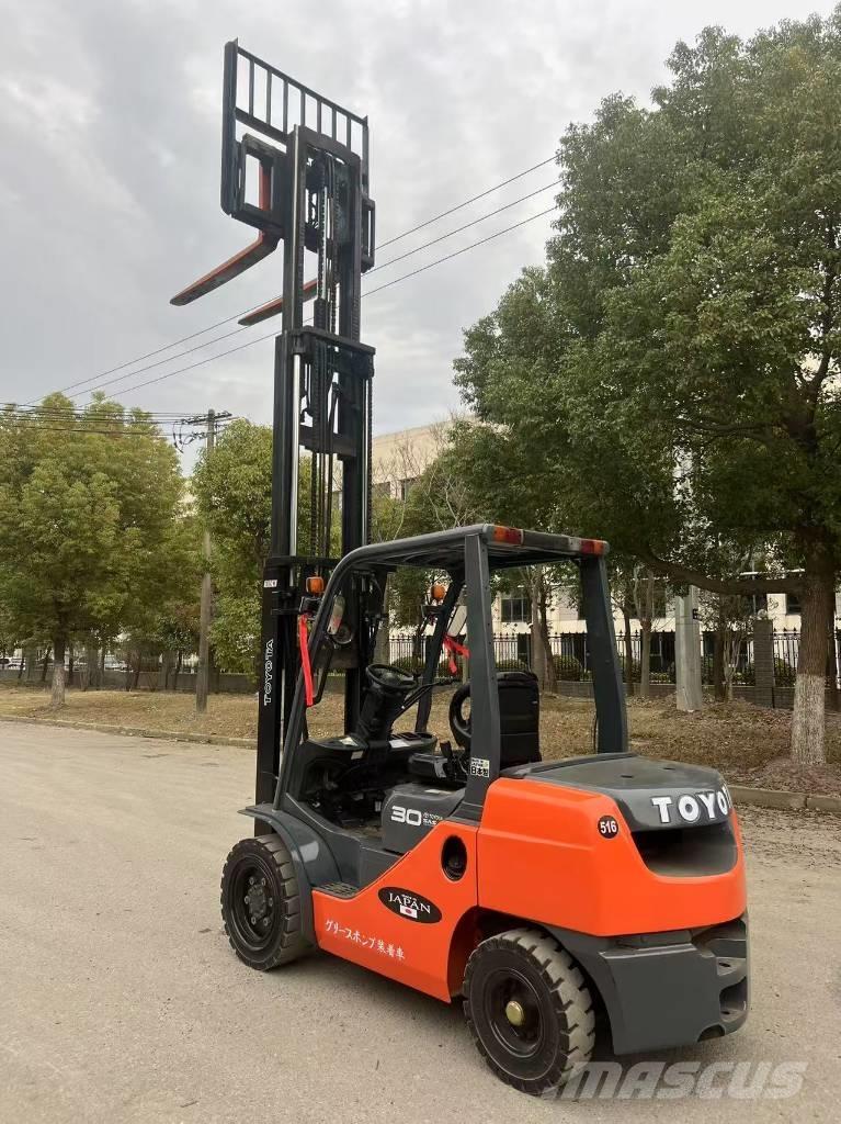 Toyota 3t 柴油叉车