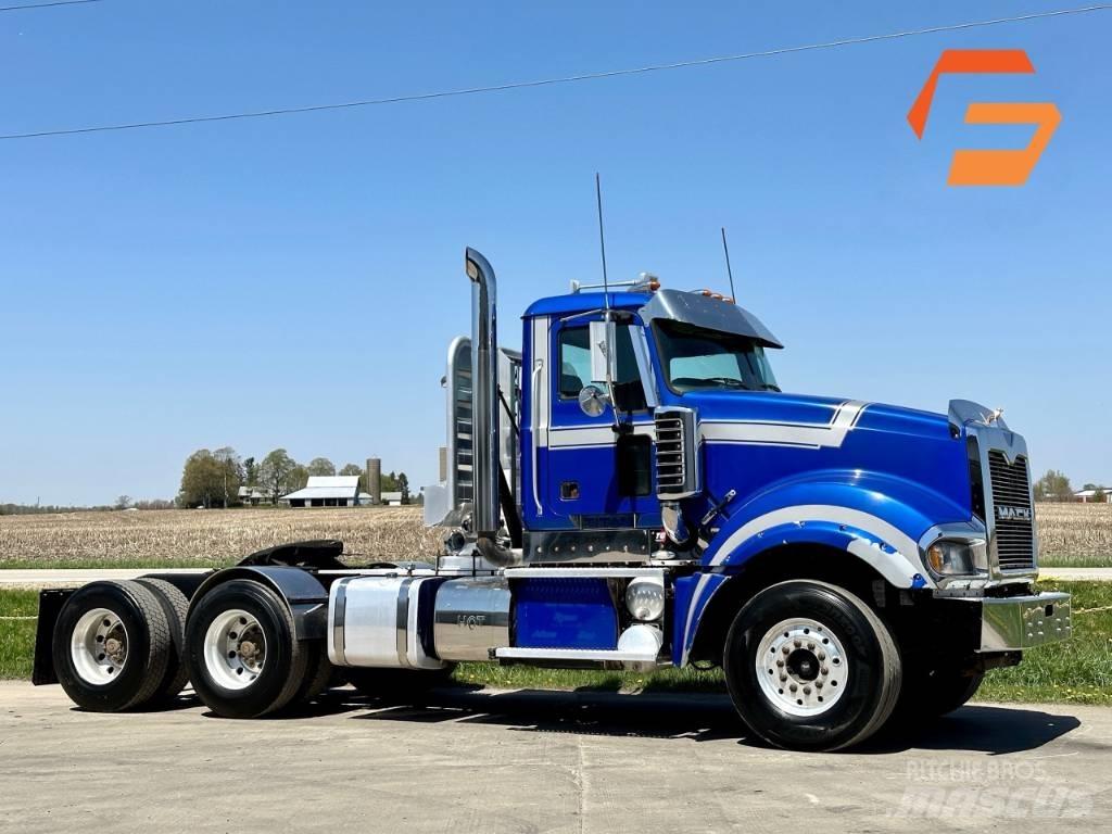 Mack Titan TD 713 其他货车