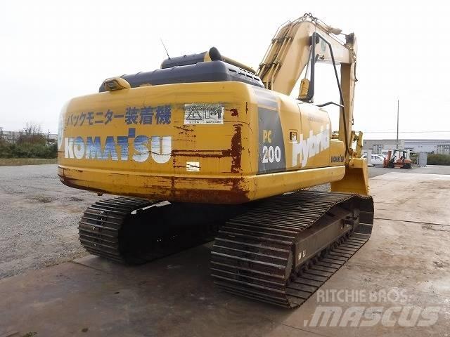 Komatsu PC200-8E0 中型挖掘机