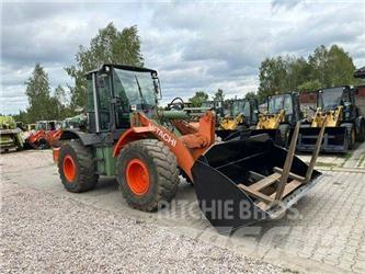 Hitachi ZW 150 轮式装载机