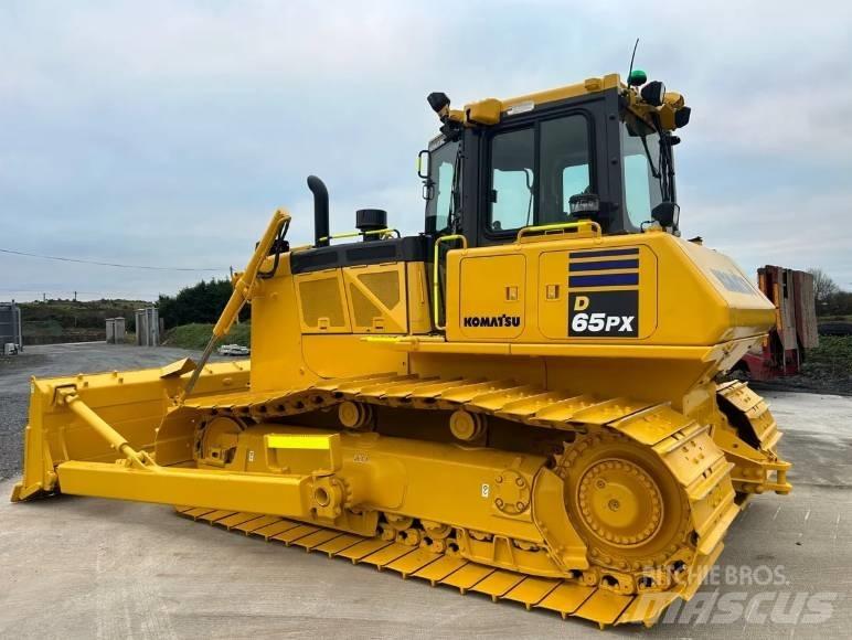 Komatsu D 65PX-18 履带式推土机
