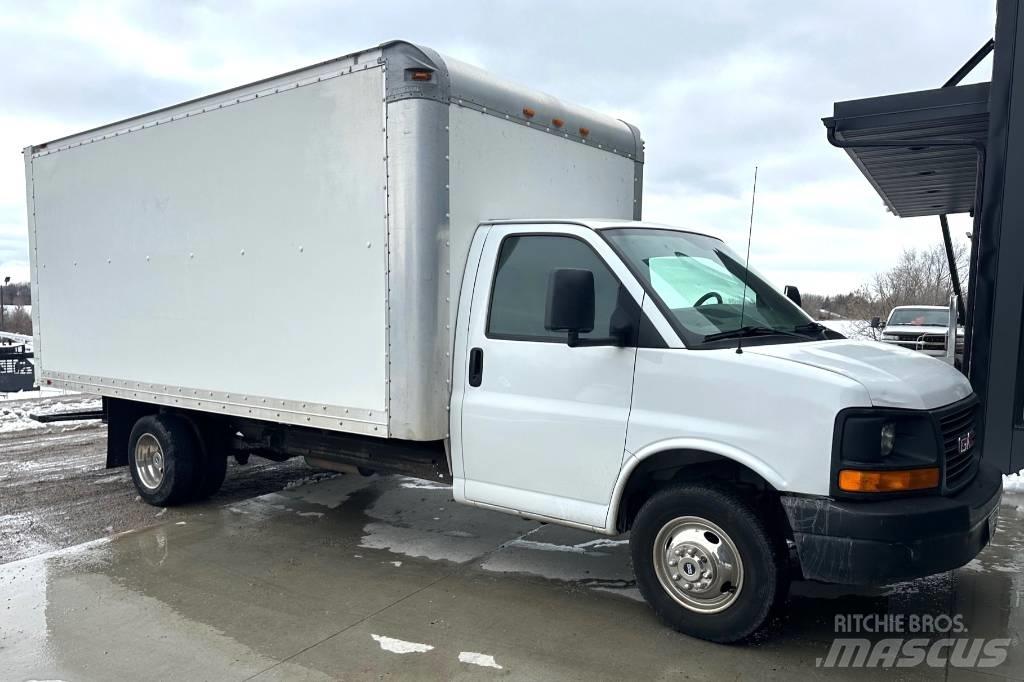 GMC Savana G3500 厢式货车