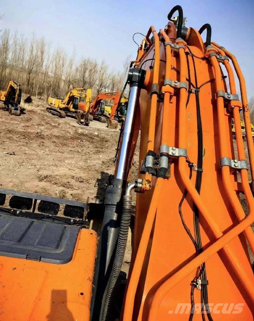 Doosan DX 500 LC 履带挖掘机