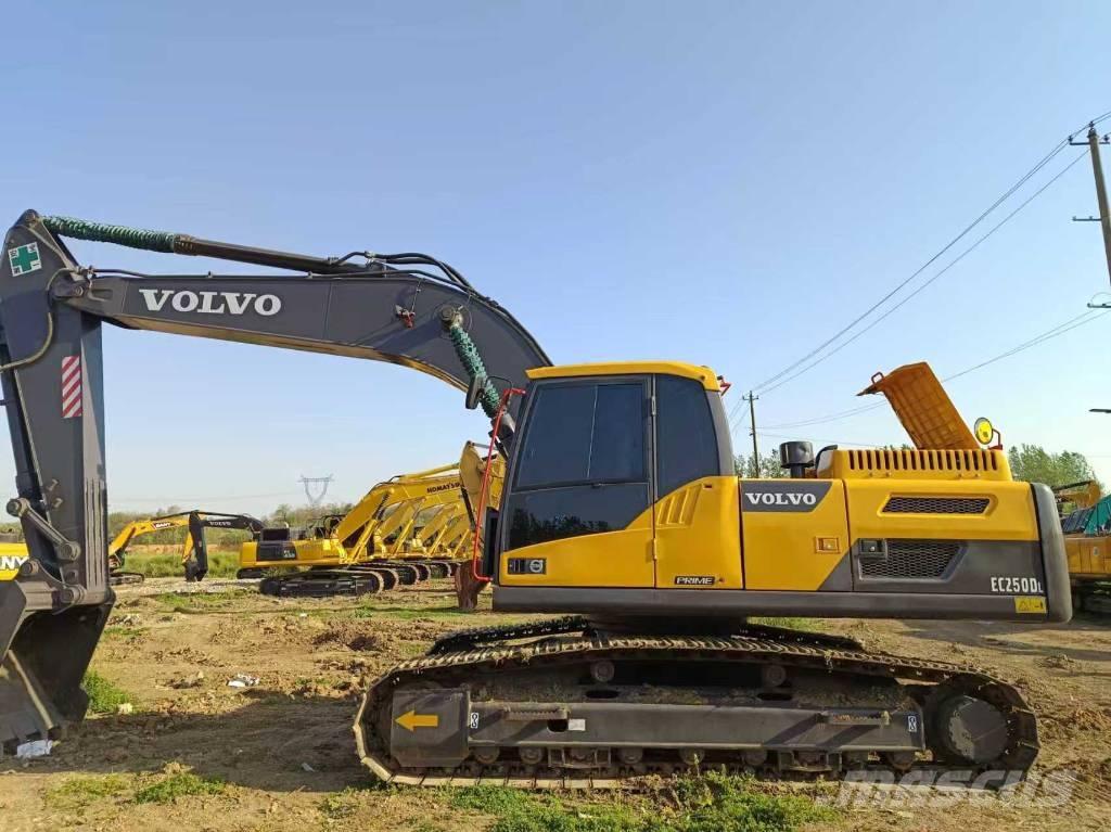 Volvo EC 250 D L 履带挖掘机