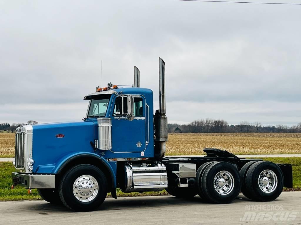 Peterbilt 357 牵引车