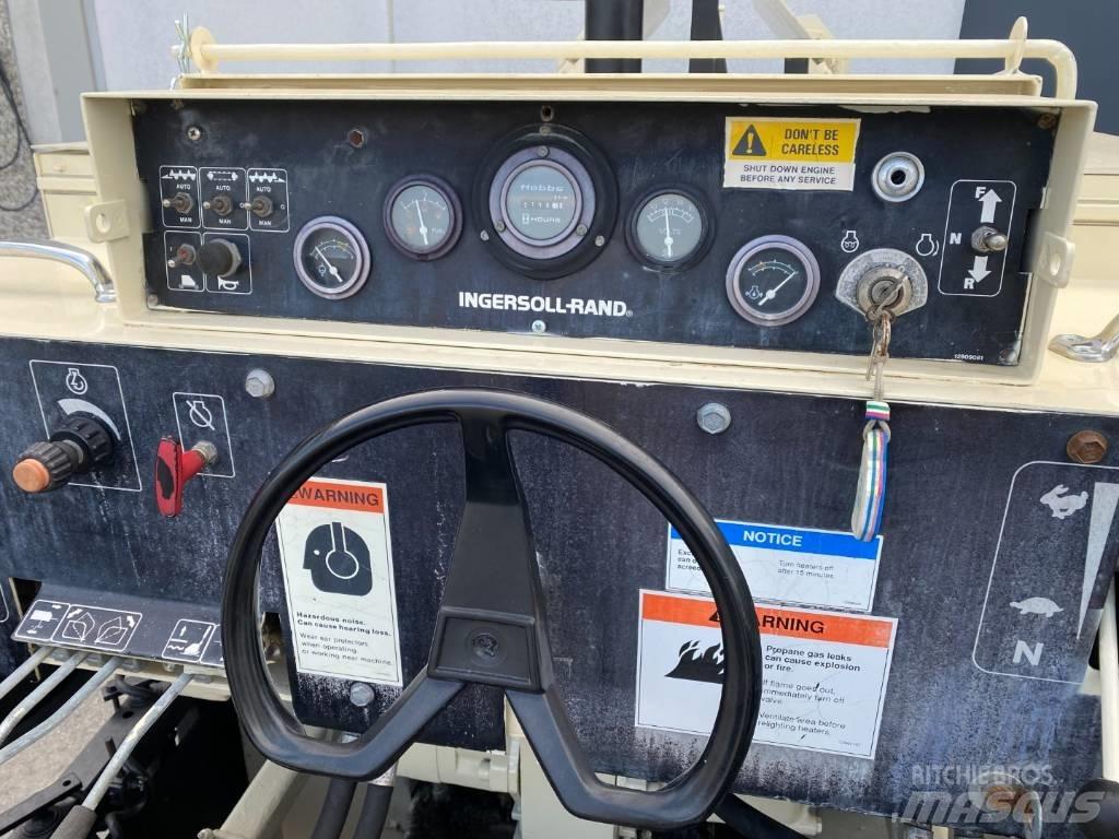 Ingersoll Rand 340T 沥青摊铺机