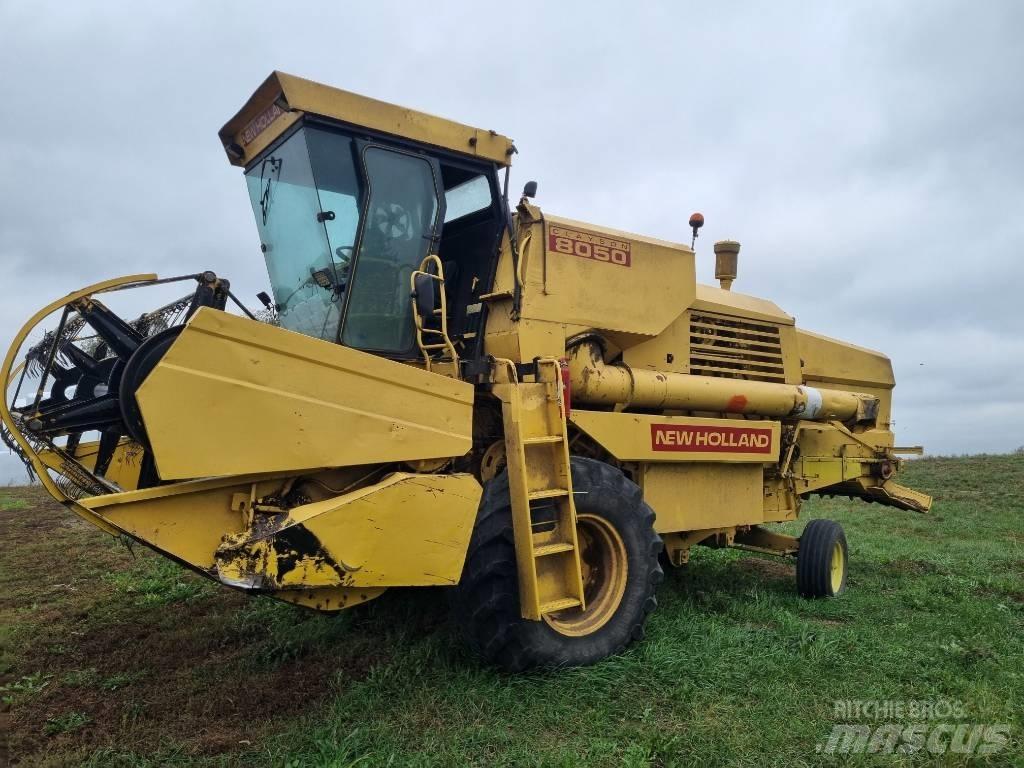 New Holland 8050 联合收割机