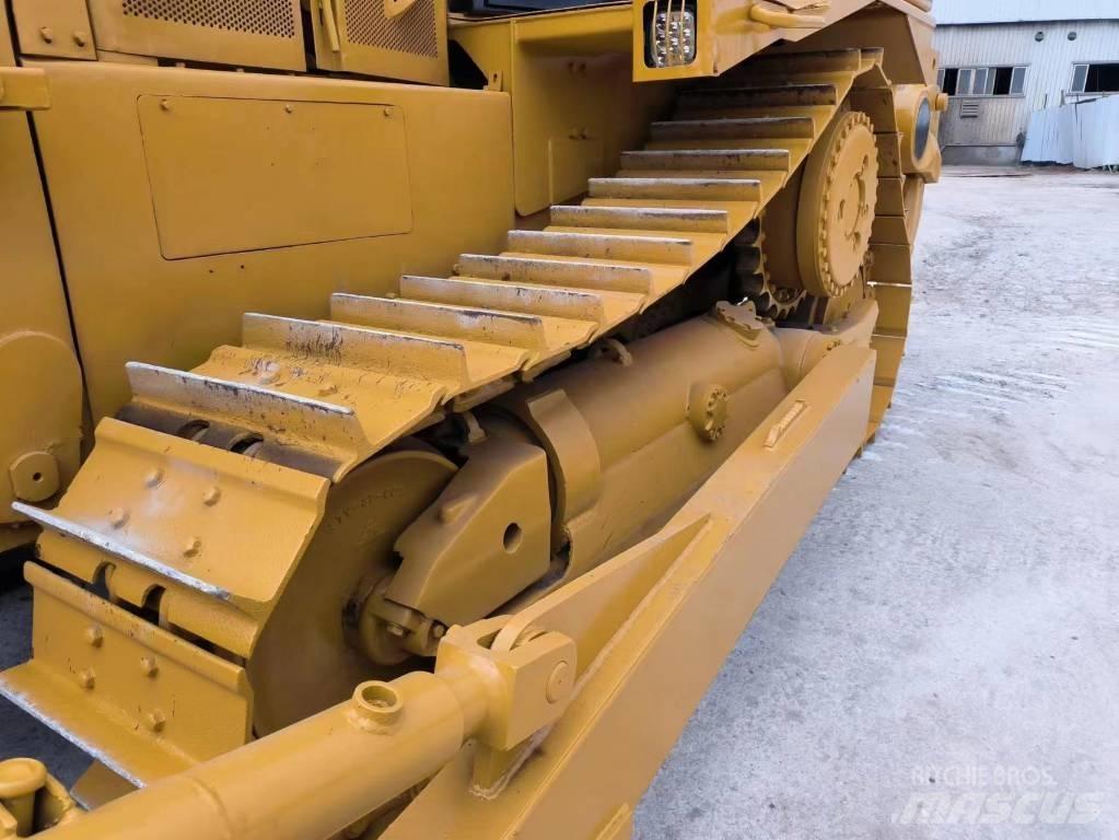 CAT D 8 R 履带式推土机