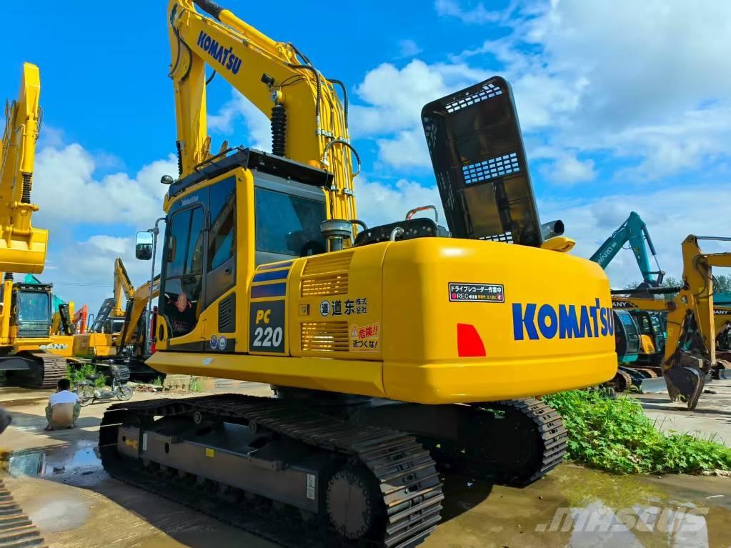 Komatsu PC 220-8 履带挖掘机