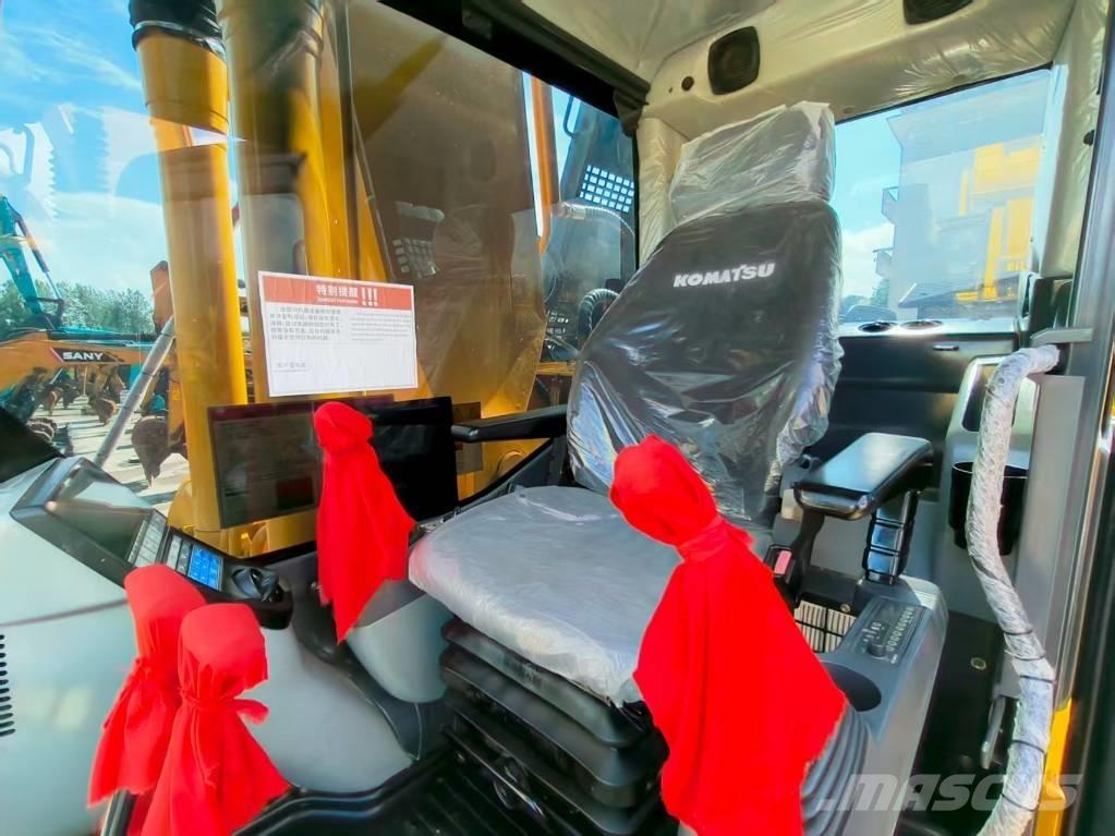 Komatsu PC 220-8 履带挖掘机