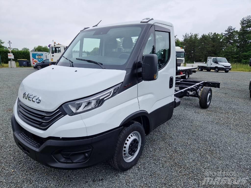 Iveco daily 35s18 大型面包车