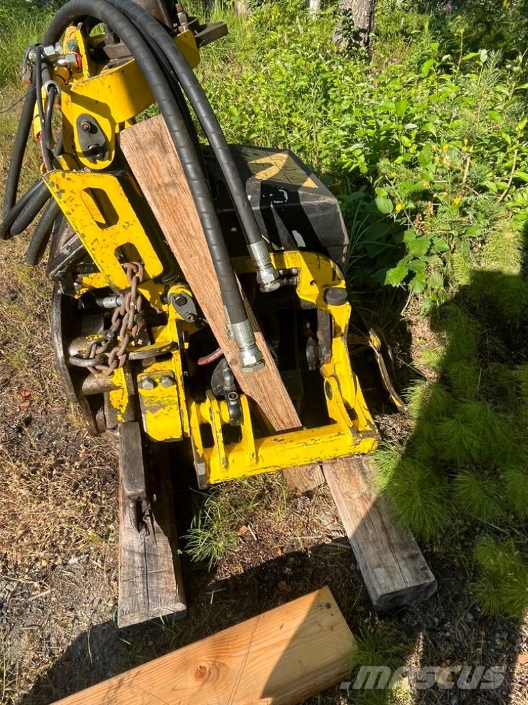 Moipu 300 FI 收割机机箱