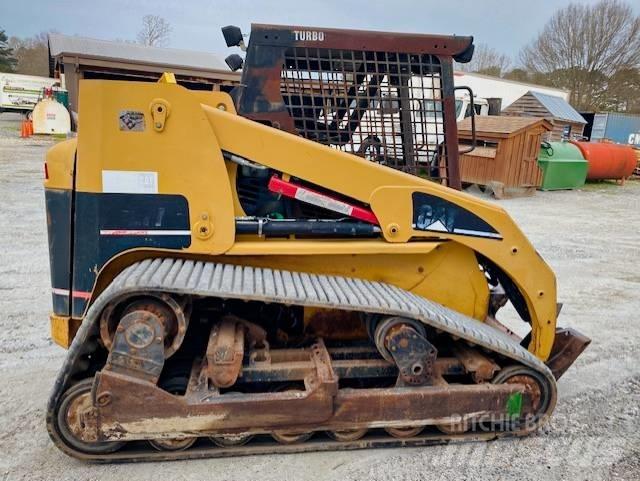 CAT 277 滑移装载机
