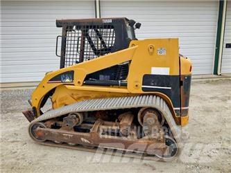 CAT 277 滑移装载机