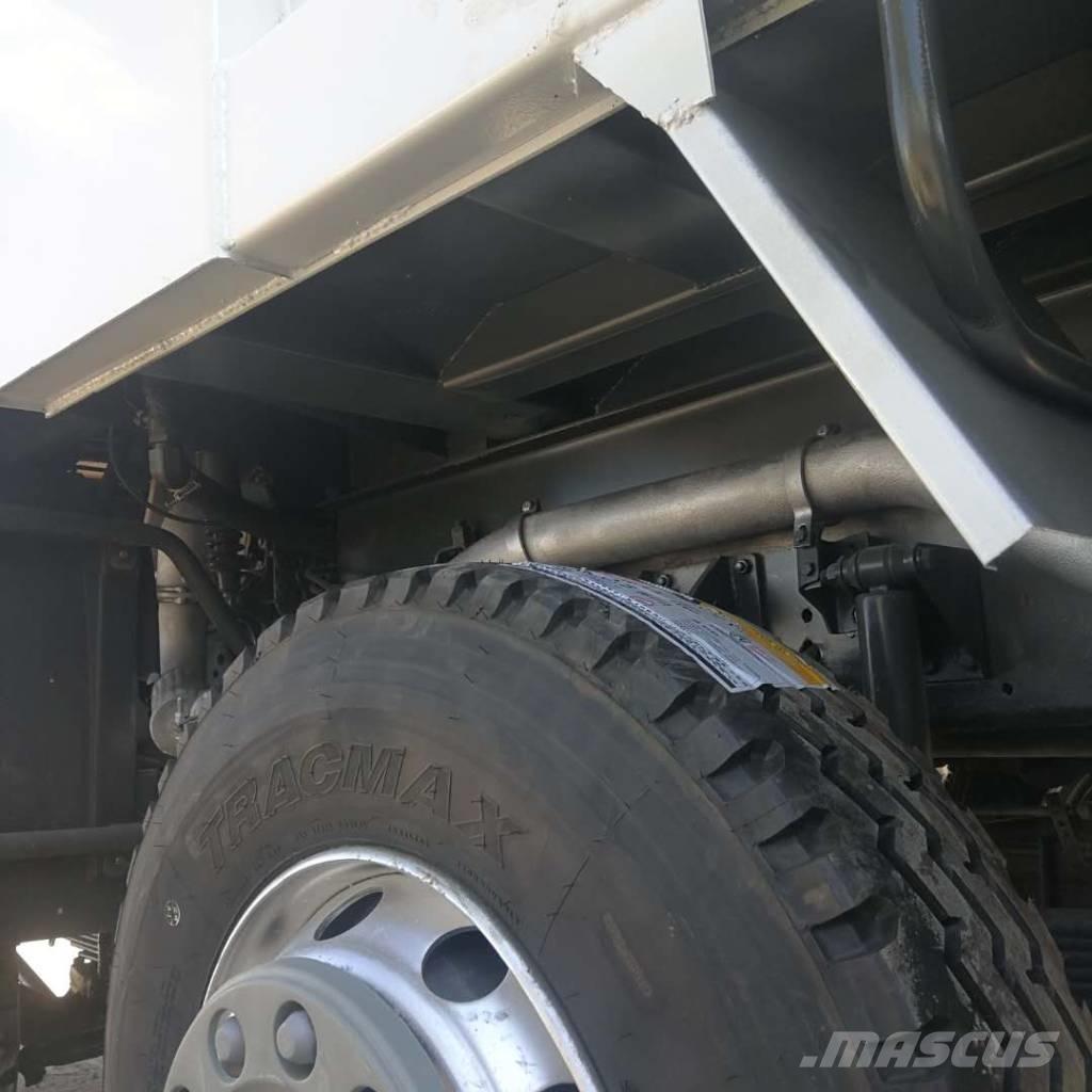 Howo 375 8x4 自卸式货车