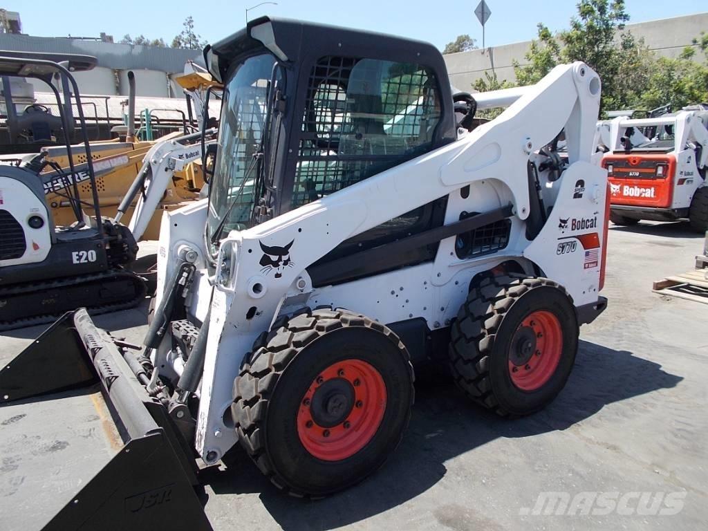 Bobcat S770 滑移装载机