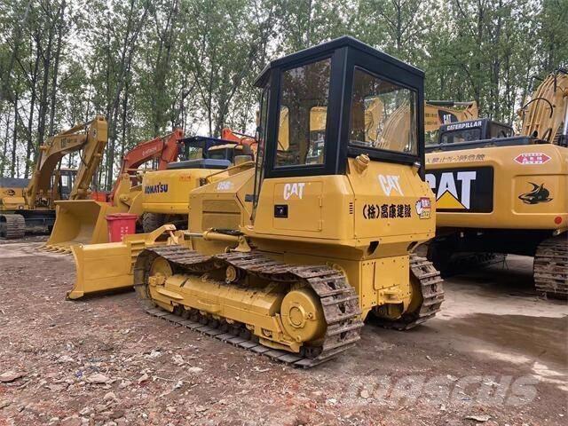 CAT D5G 履带式推土机