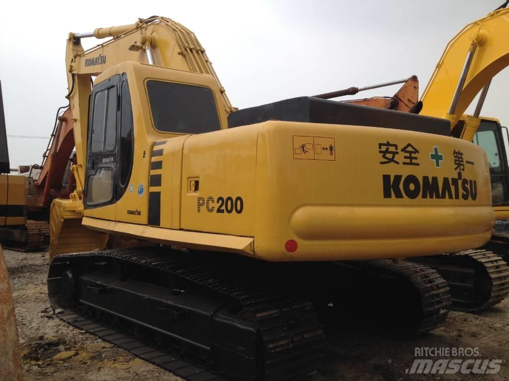 Komatsu PC200-6 履带挖掘机